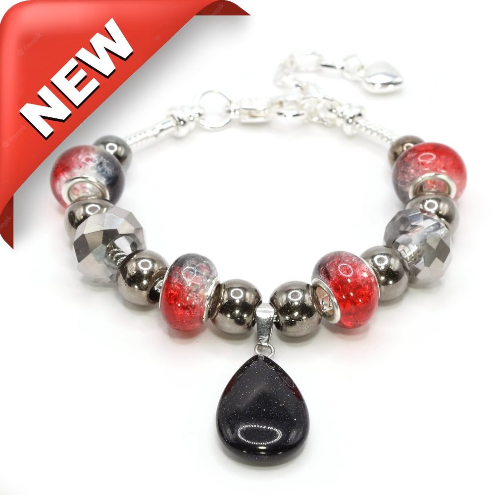 Charmed Life Bracelet: Captive Heart (1118)